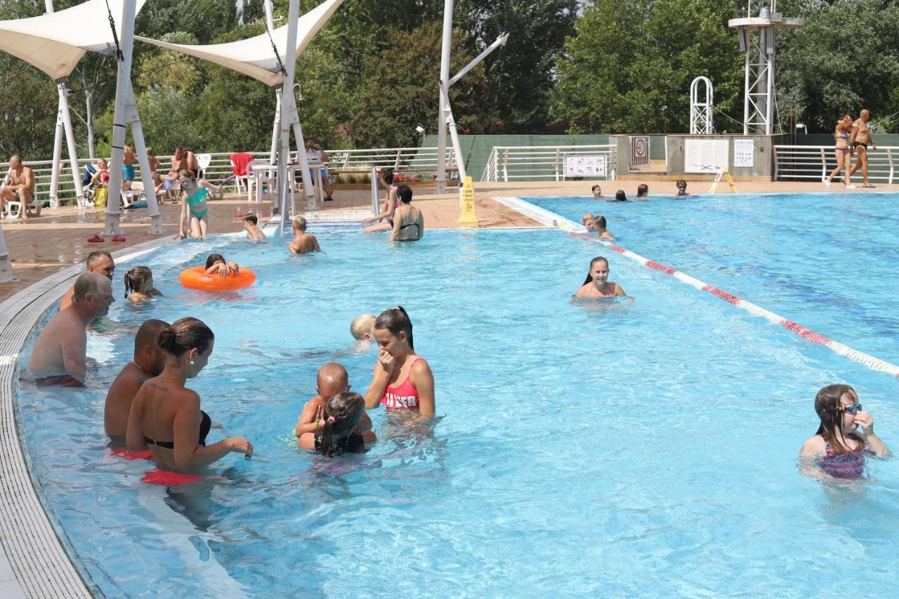 Balatontourist Fuered Camping & Bungalows バラトンフレド エクステリア 写真